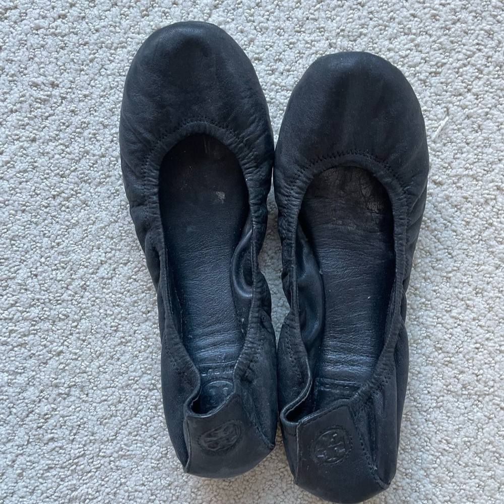 Tory Burch black flats size 9